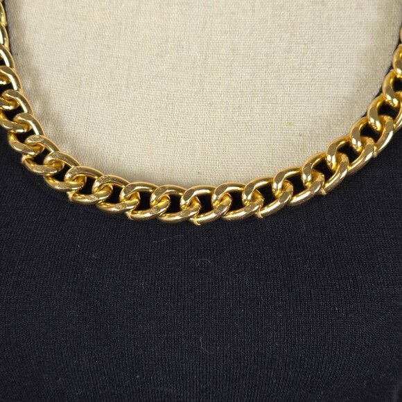 Cache Size Small Black Knit Sleeveless Top Gold Chain Detail Scoop Neck NWT - Picture 3 of 10